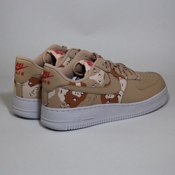 Nike Air Force 1 '07 LV8 Basketball Casual Shoe - Picture 4 of 7